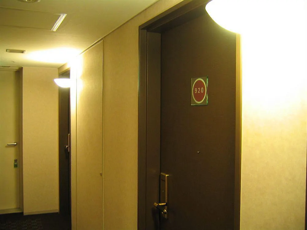 Bluewave Inn Yotsubashi Осака